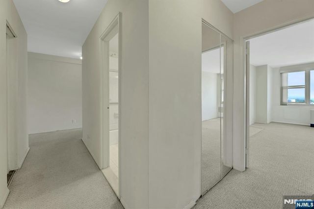2000 Linwood Avenue 15 H, Fort Lee, NJ 07024