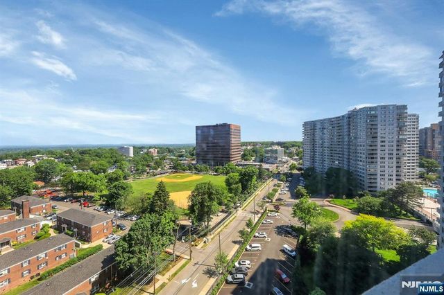 2000 Linwood Avenue 15 H, Fort Lee, NJ 07024