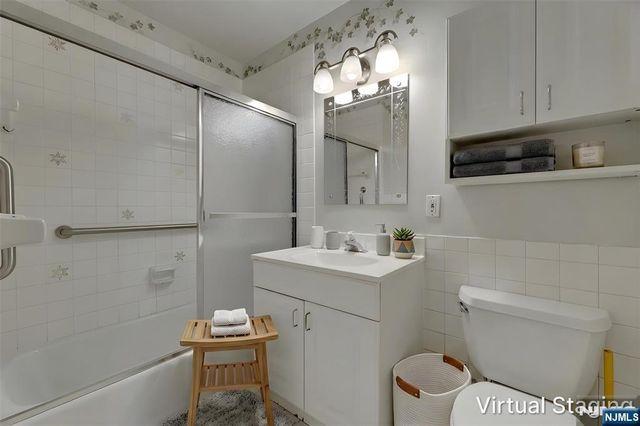 2000 Linwood Avenue 15 H, Fort Lee, NJ 07024