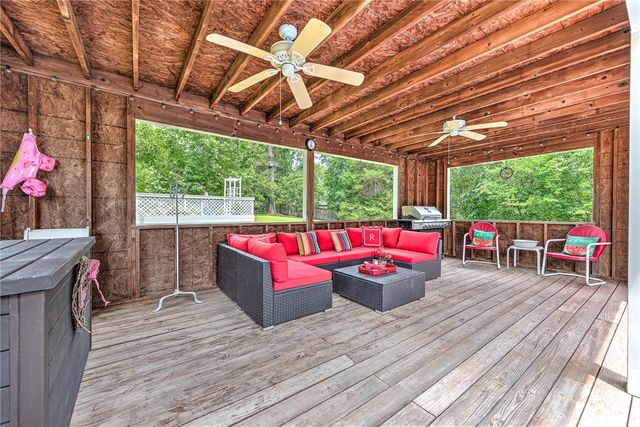 16247 Scotsdale Drive, Bella Vista, AR 72715