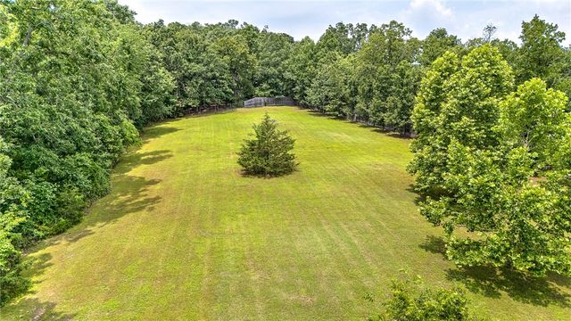 16247 Scotsdale Drive, Bella Vista, AR 72715