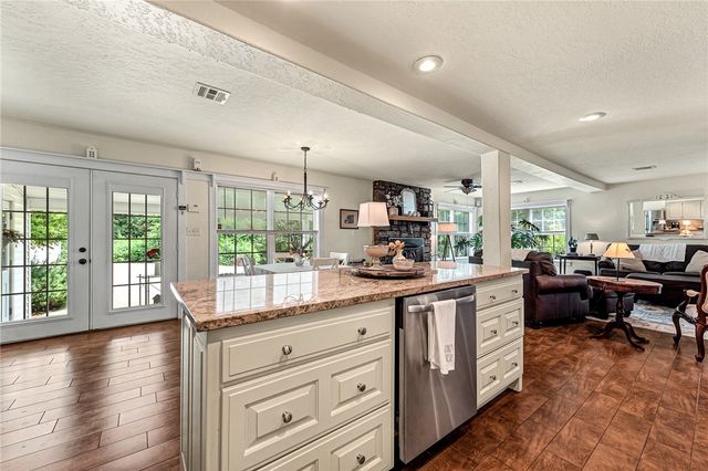 16247 Scotsdale Drive, Bella Vista, AR 72715