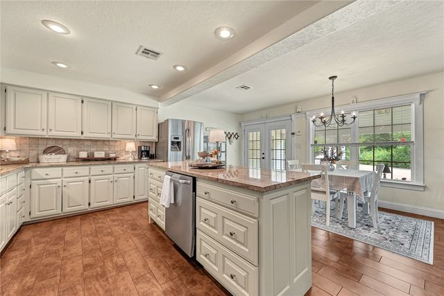 16247 Scotsdale Drive, Bella Vista, AR 72715