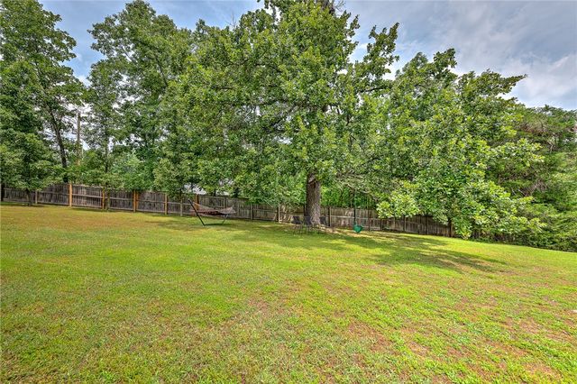 16247 Scotsdale Drive, Bella Vista, AR 72715