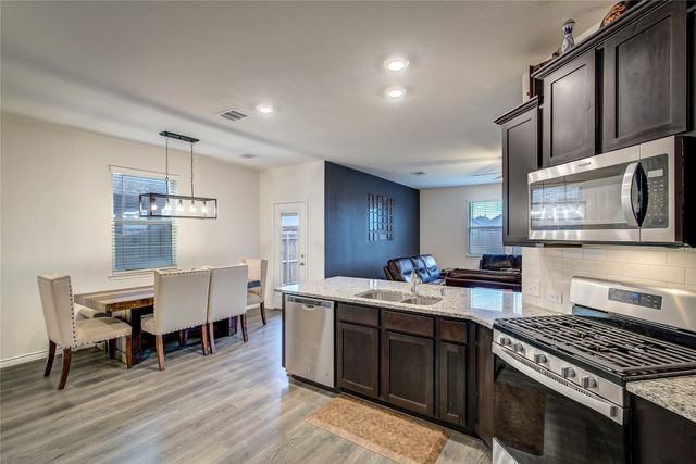 102 Whitetail Way, Caddo Mills, TX 75135