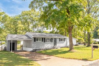 10016 Kilmeade Drive, St Louis, MO 63123