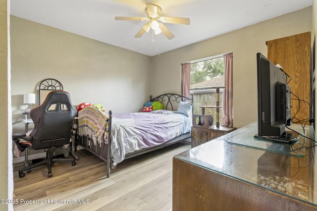 27286 Warner Avenue, Brooksville, FL 34602