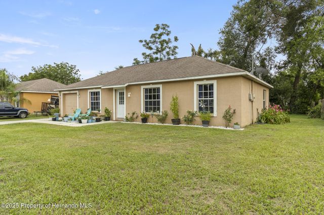 27286 Warner Avenue, Brooksville, FL 34602