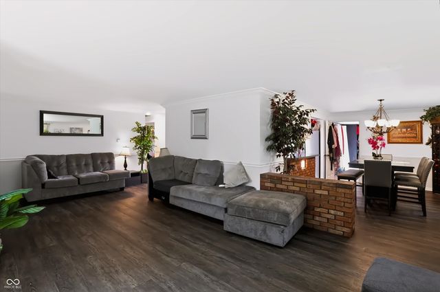 7105 Hague Road, Indianapolis, IN 46256