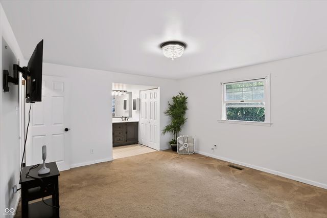 7105 Hague Road, Indianapolis, IN 46256