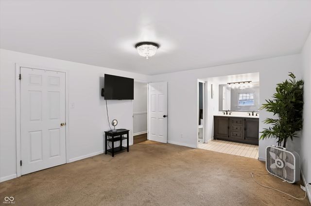 7105 Hague Road, Indianapolis, IN 46256