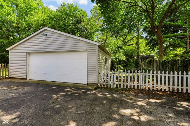7105 Hague Road, Indianapolis, IN 46256