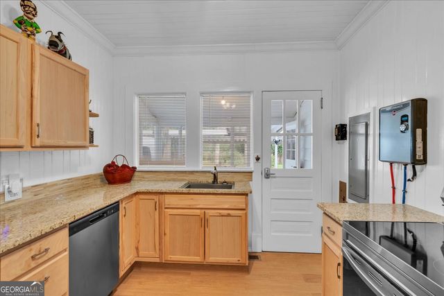 425 S 3rd Street, Vienna, GA 31092