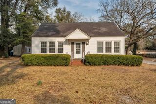 425 S 3rd Street, Vienna, GA 31092