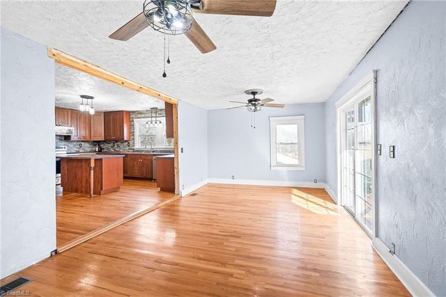 1579 Lake Road, Thomasville, NC 27360