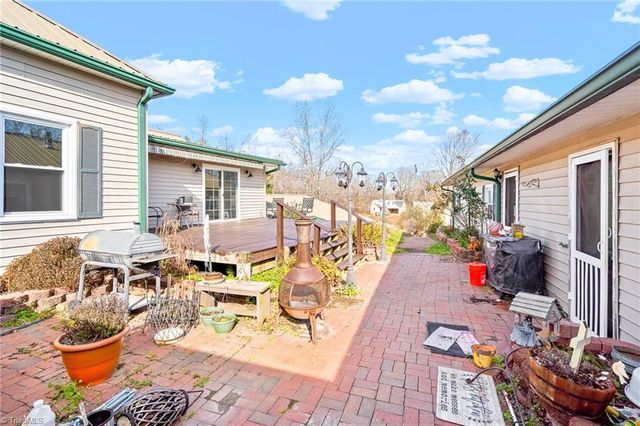 1579 Lake Road, Thomasville, NC 27360