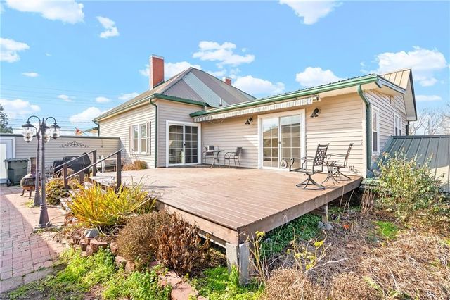 1579 Lake Road, Thomasville, NC 27360