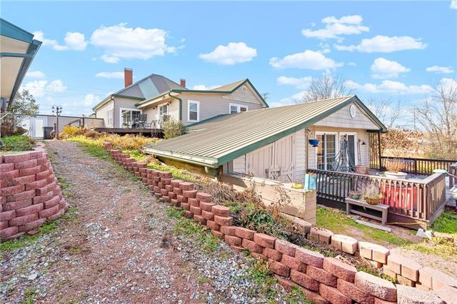 1579 Lake Road, Thomasville, NC 27360