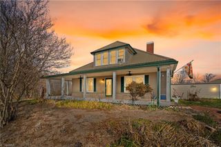 1579 Lake Road, Thomasville, NC 27360