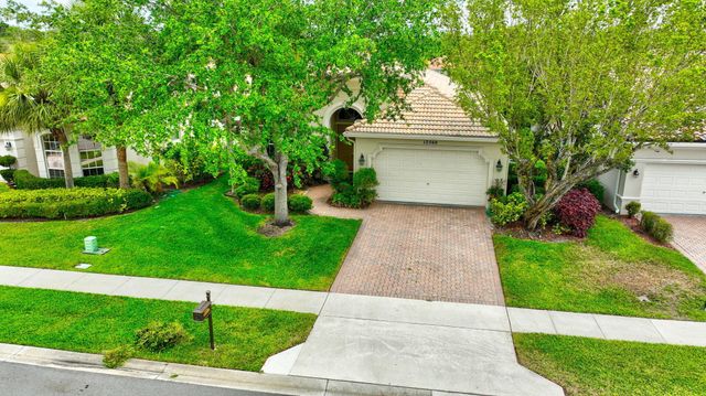 12560 Via Valenza, Boynton Beach, FL 33436