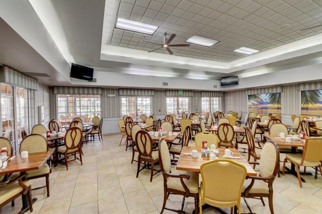 12560 Via Valenza, Boynton Beach, FL 33436