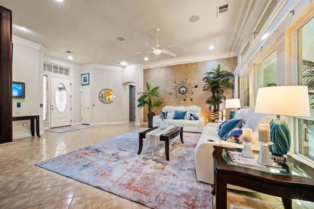 9613 Crestview Drive, Denton, TX 76207