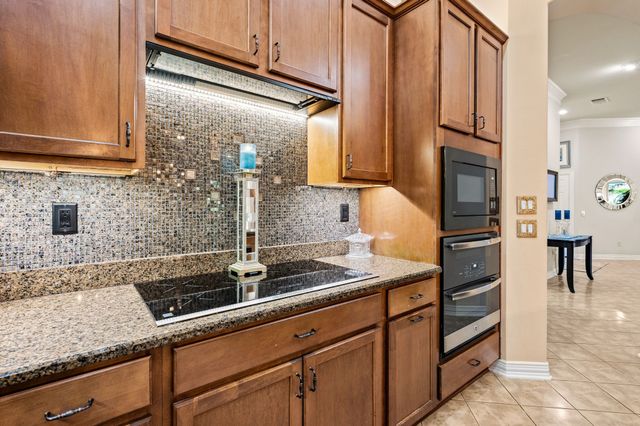 9613 Crestview Drive, Denton, TX 76207