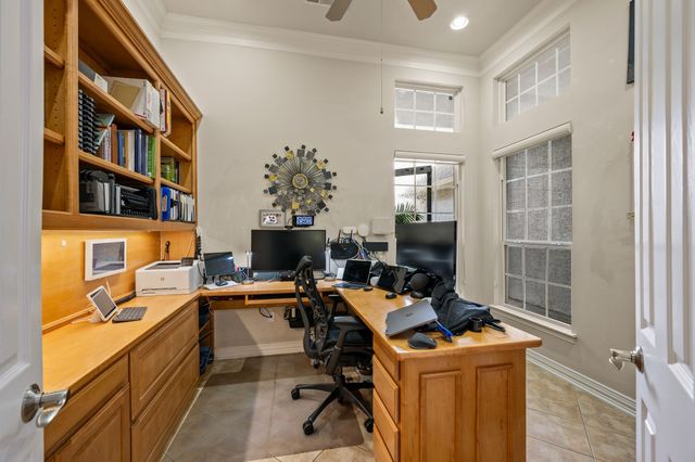 9613 Crestview Drive, Denton, TX 76207