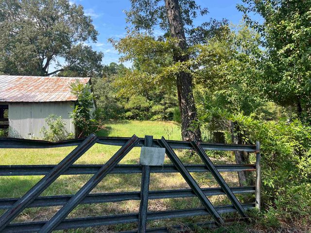 412 Highway 104, White Hall, AR 71602