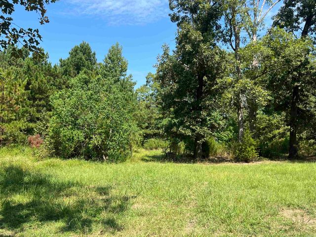 412 Highway 104, White Hall, AR 71602