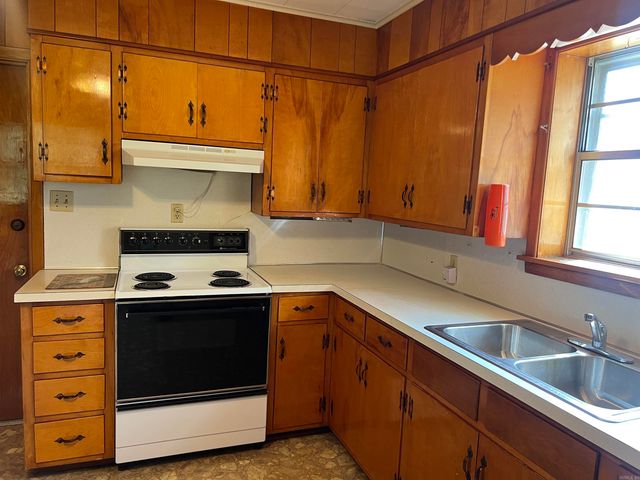 412 Highway 104, White Hall, AR 71602