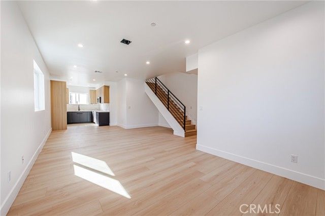 5209 W 20th Street A, Los Angeles, CA 90016