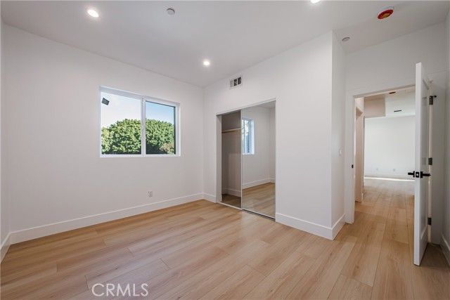 5209 W 20th Street A, Los Angeles, CA 90016