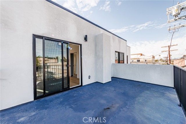 5209 W 20th Street A, Los Angeles, CA 90016