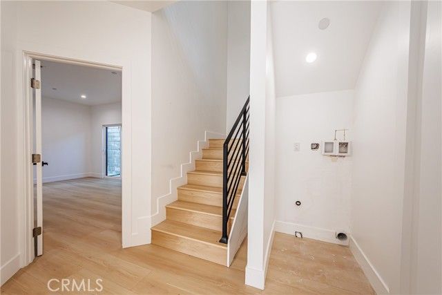 5209 W 20th Street A, Los Angeles, CA 90016