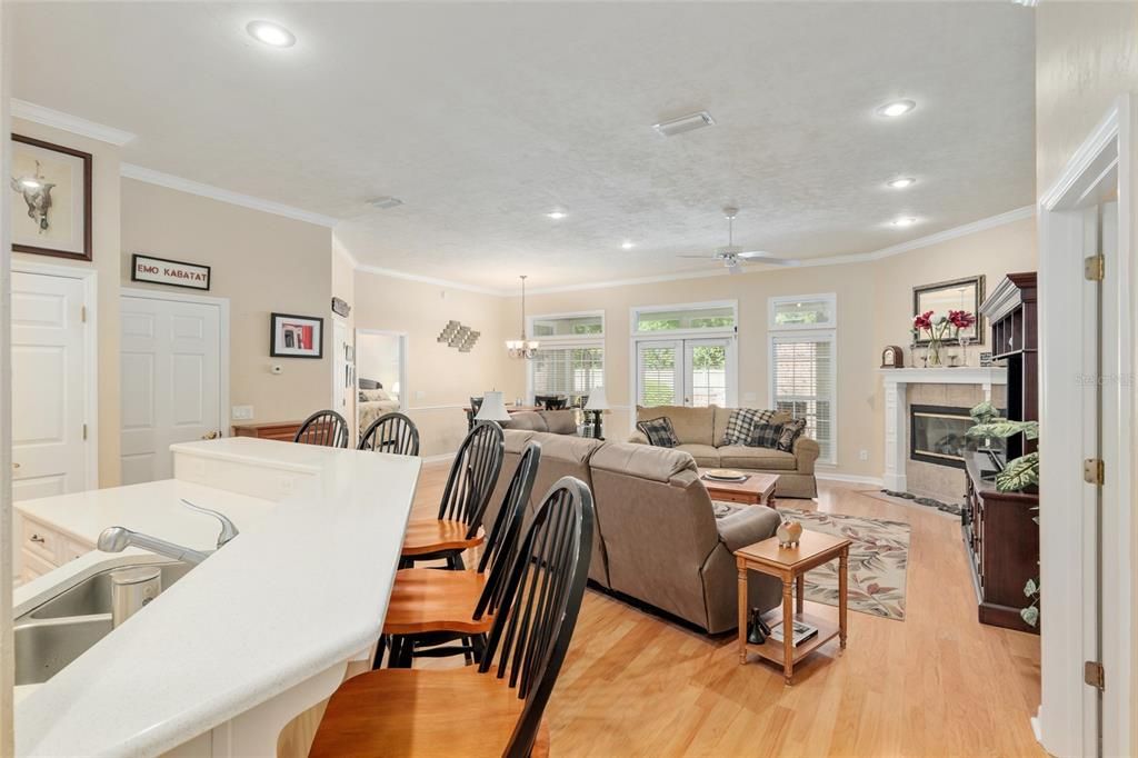 Image 12 of property listing at Address unavailable.