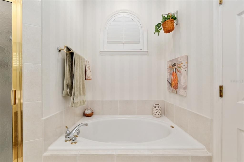 Image 37 of property listing at Address unavailable.