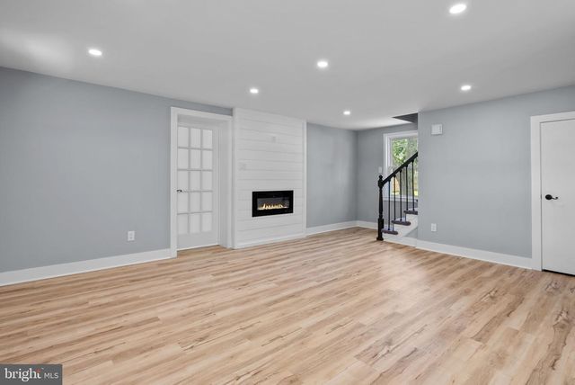 160 CHURCH RD, North Wales, PA 19454