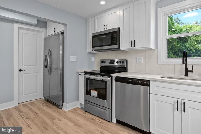 160 CHURCH RD, North Wales, PA 19454