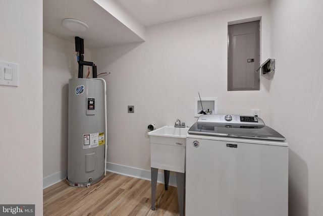 160 CHURCH RD, North Wales, PA 19454