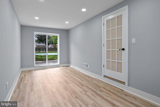 160 CHURCH RD, North Wales, PA 19454