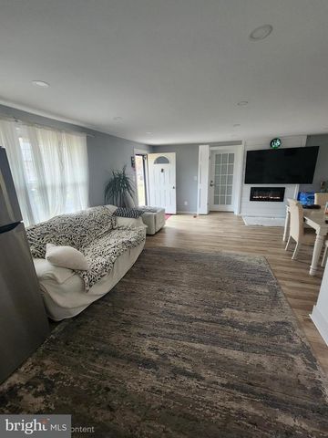 160 CHURCH RD, North Wales, PA 19454