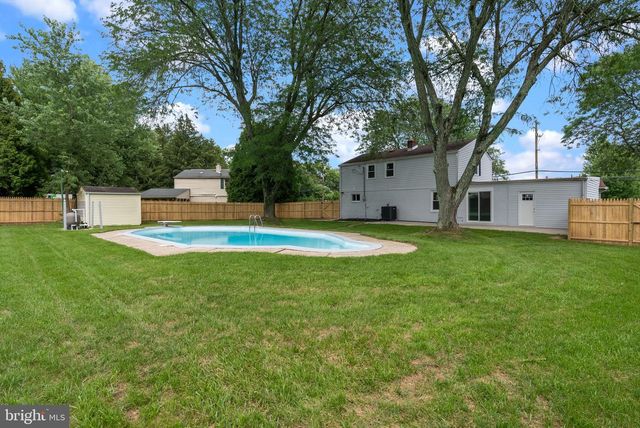 160 CHURCH RD, North Wales, PA 19454