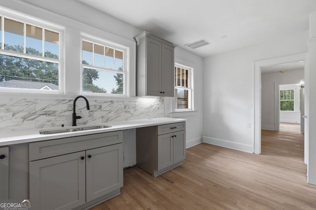 1025 Katherwood Drive SW, Atlanta, GA 30310