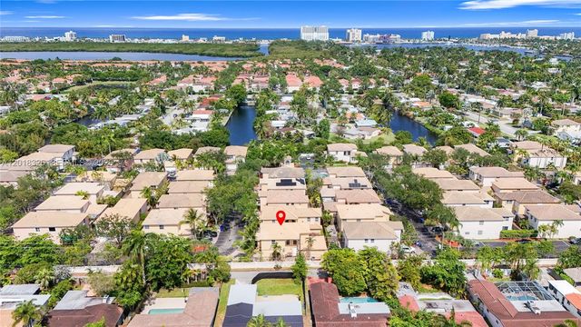 1282 Grant Ct, Hollywood, FL 33019