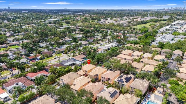 1282 Grant Ct, Hollywood, FL 33019