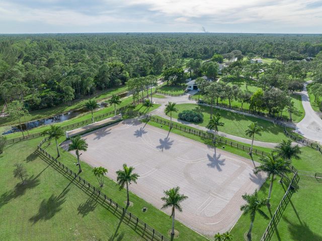 13230 Running Water Road, Palm Beach Gardens, FL 33418