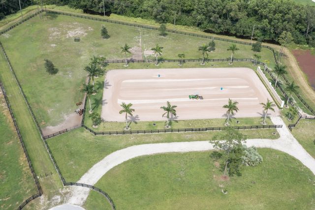 13230 Running Water Road, Palm Beach Gardens, FL 33418