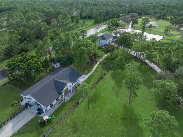 13230 Running Water Road, Palm Beach Gardens, FL 33418