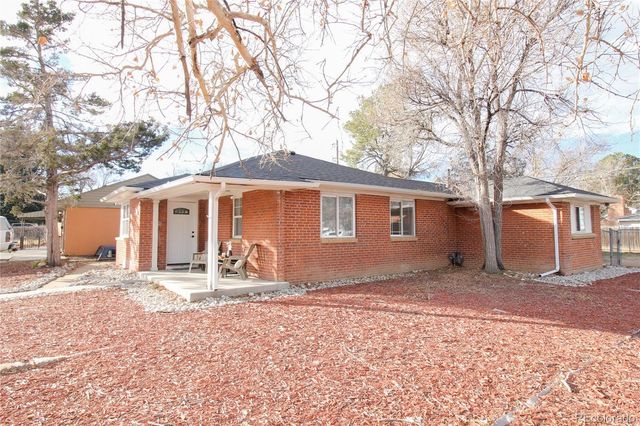 1373 Florence Street, Aurora, CO 80010